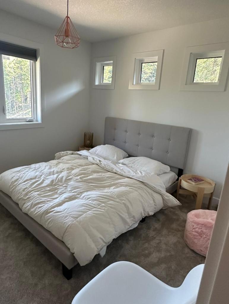 Koocanusa Retreat Villa Wardner ภายนอก รูปภาพ